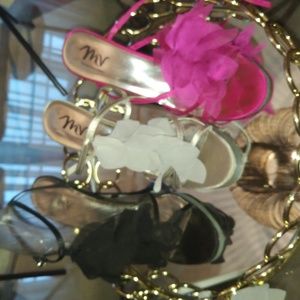 Size 11 Martinez  Valero satin,  4". $7 for all